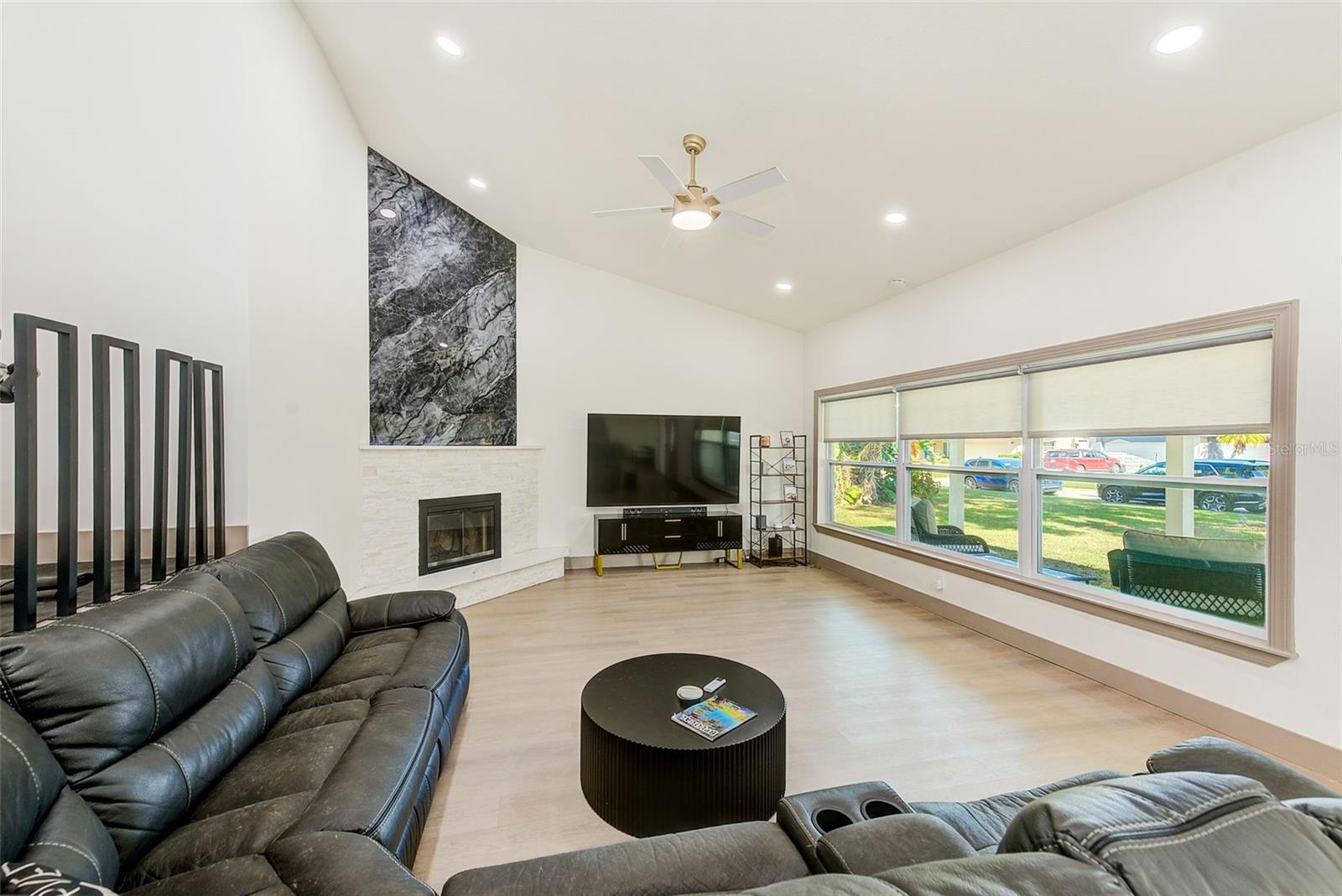 Image 4 of 44 For 1016 Sousa Drive