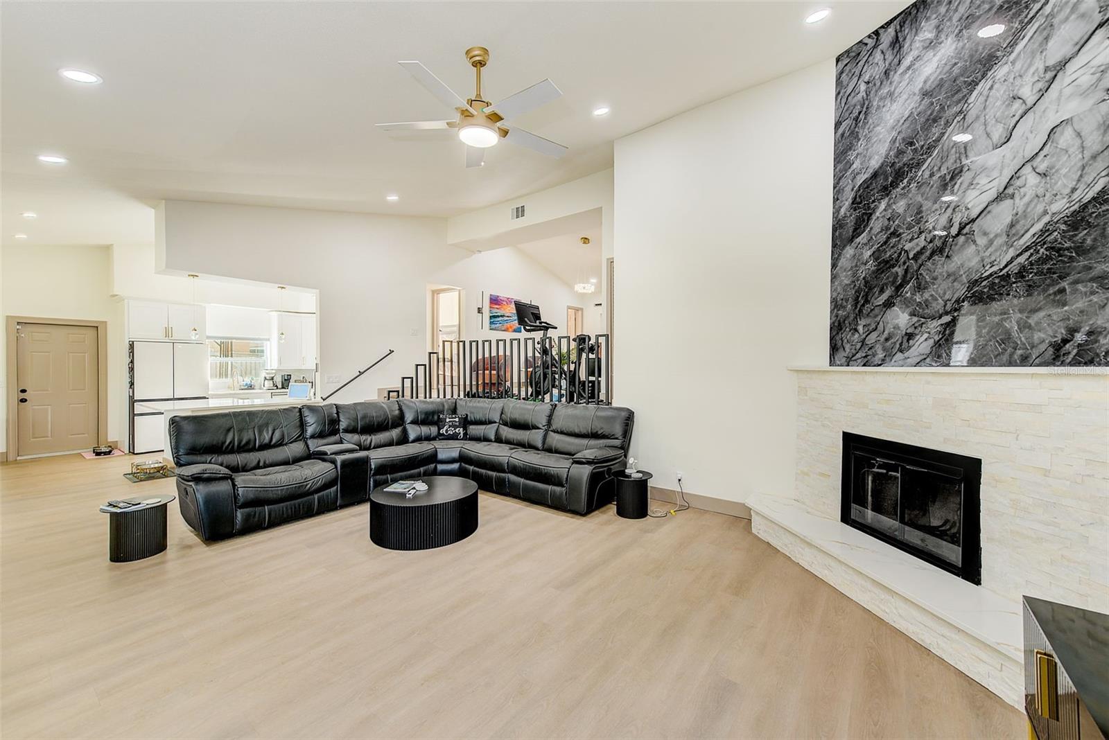 Image 6 of 44 For 1016 Sousa Drive