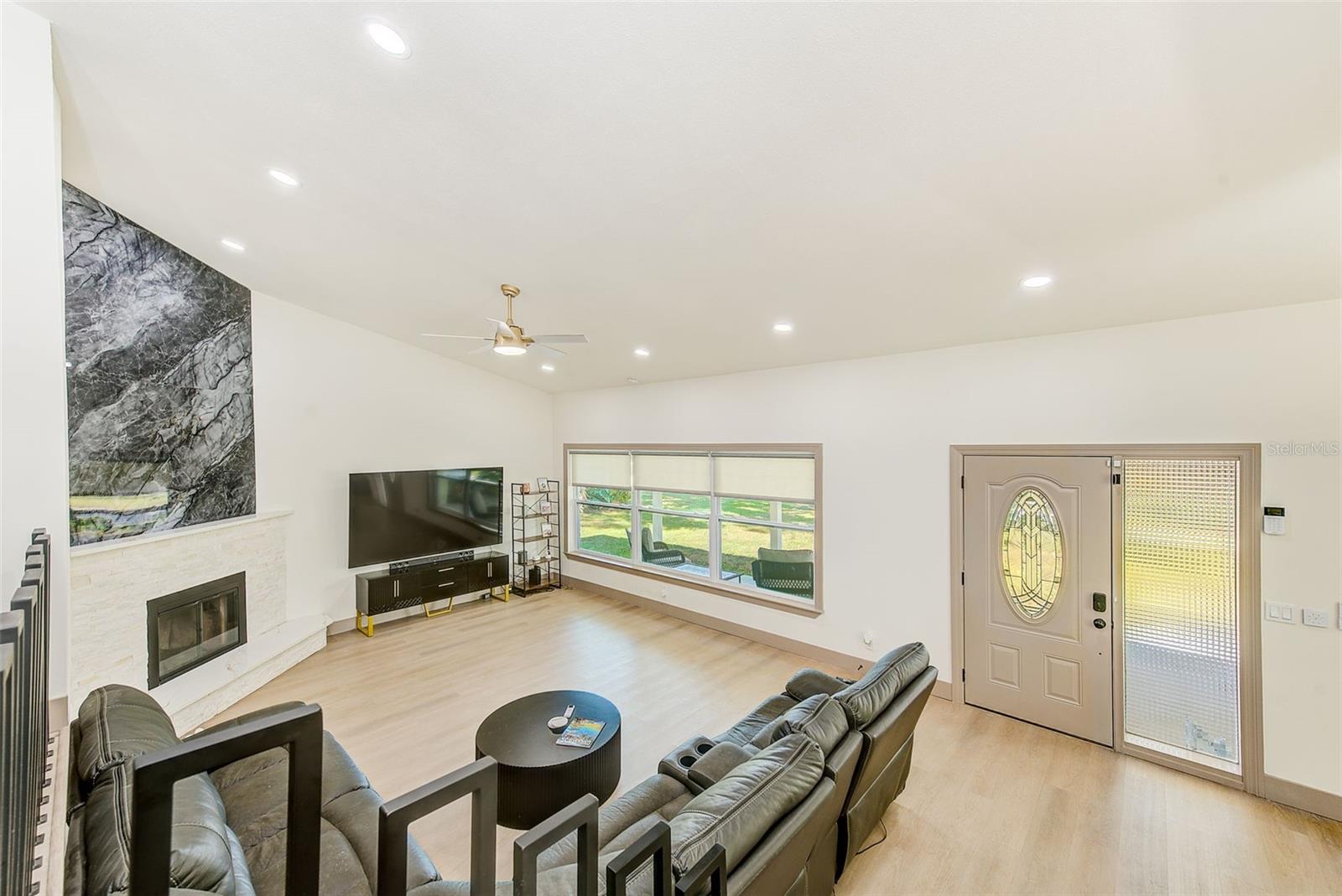 Image 8 of 44 For 1016 Sousa Drive