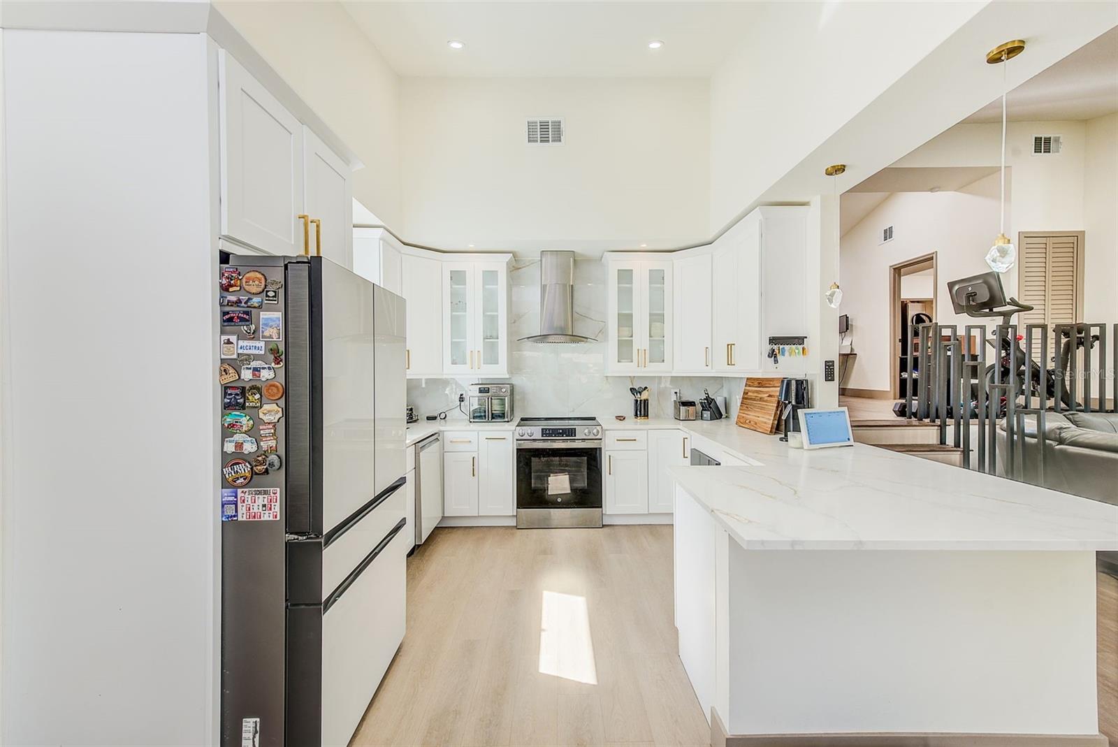 Image 9 of 44 For 1016 Sousa Drive