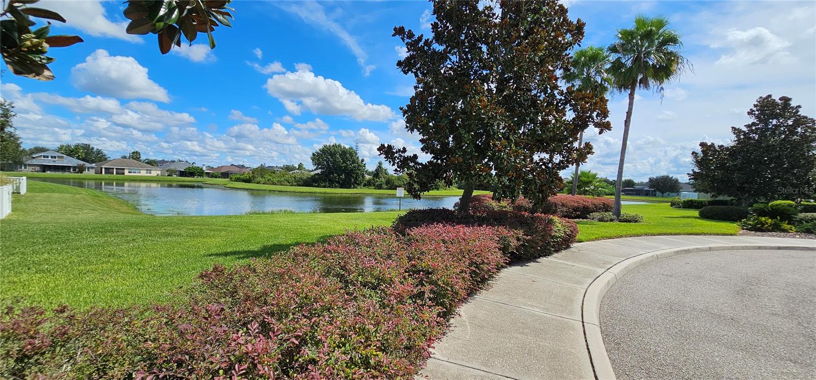 Image 23 of 31 For 12425 Fairlawn Drive