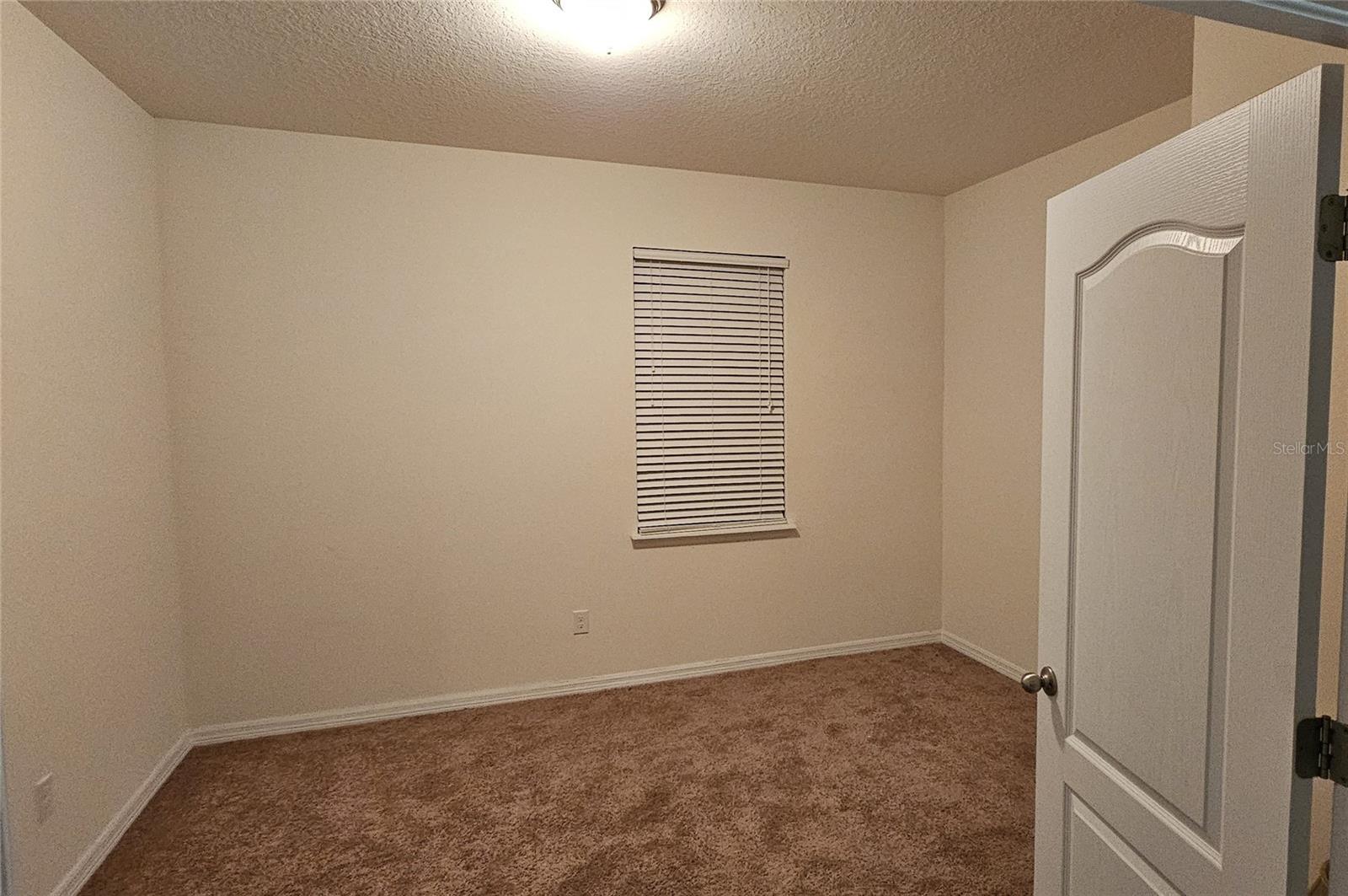 Image 6 of 31 For 12425 Fairlawn Drive