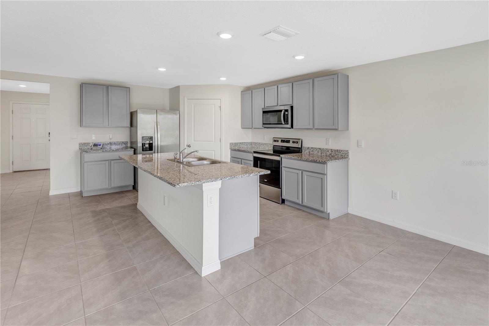 Image 12 of 48 For 5106 Plumeria Drive