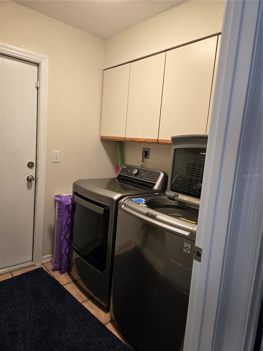 Image 15 of 19 For 3638 Biscayne Drive