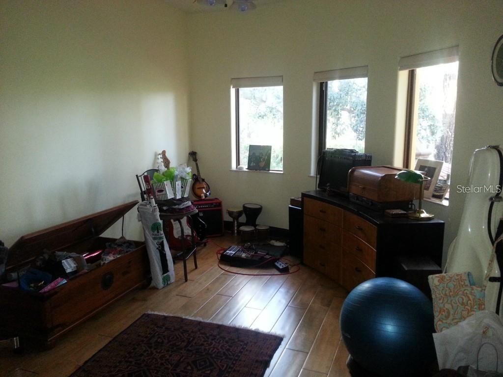 Image 25 of 61 For 1953 Freedom Drive