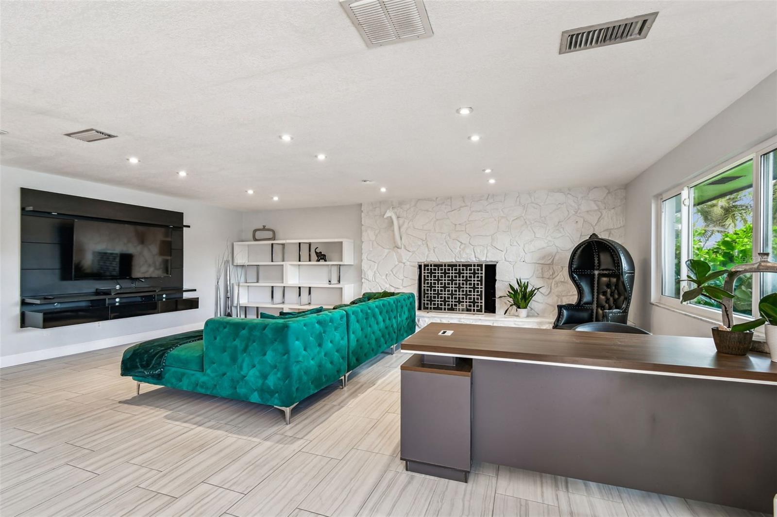 Image 38 of 100 For 221 Howard Drive