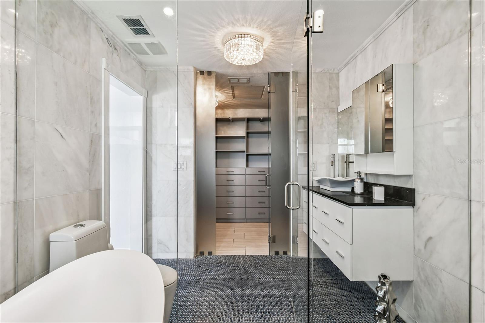 Image 52 of 100 For 221 Howard Drive