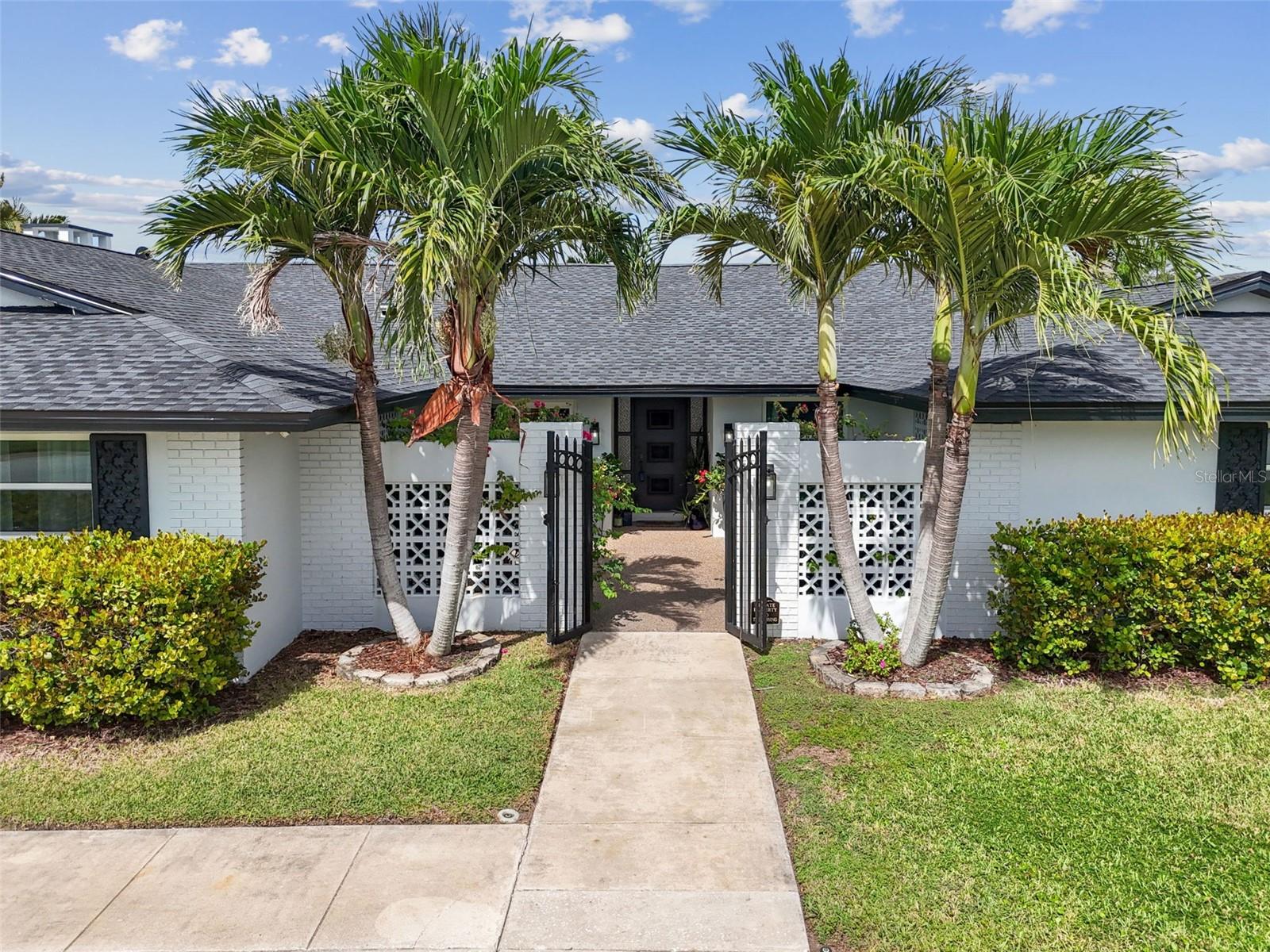 Image 7 of 100 For 221 Howard Drive