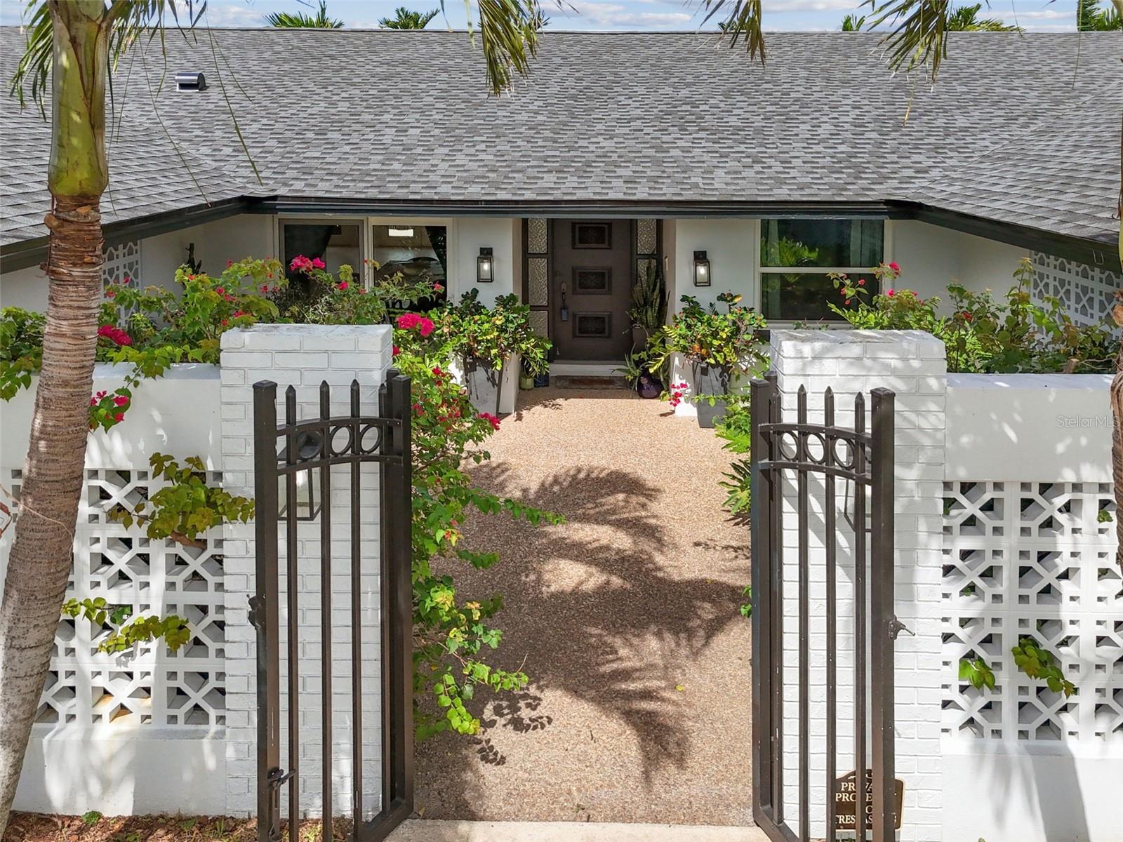 Image 8 of 100 For 221 Howard Drive