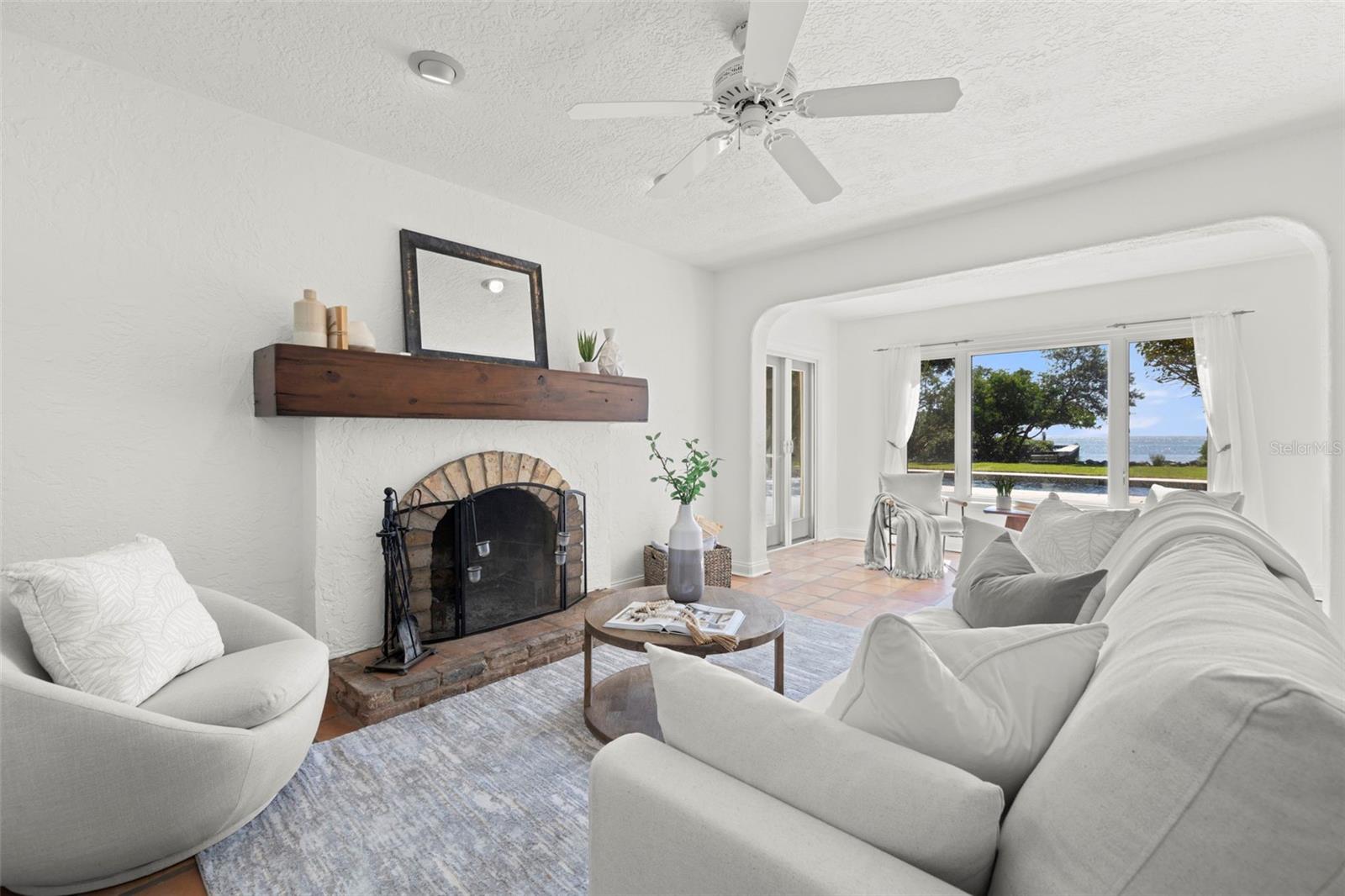 Image 15 of 91 For 7240 Dr Martin Luther King Jr Street S