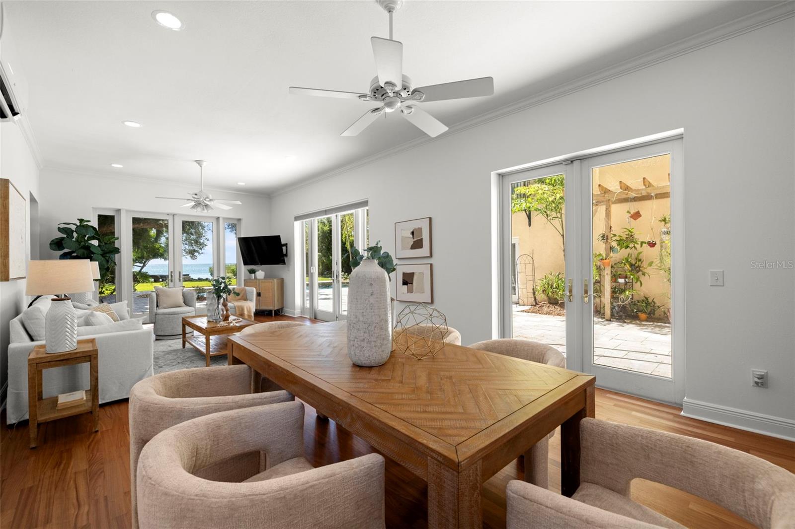 Image 20 of 91 For 7240 Dr Martin Luther King Jr Street S