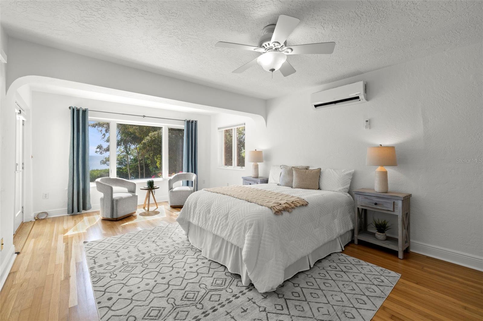 Image 48 of 91 For 7240 Dr Martin Luther King Jr Street S