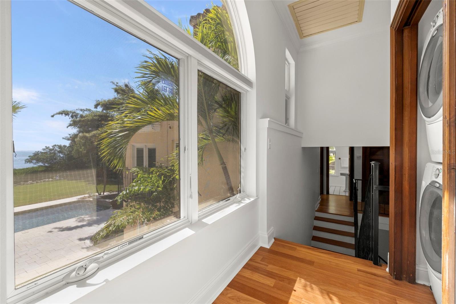 Image 53 of 91 For 7240 Dr Martin Luther King Jr Street S