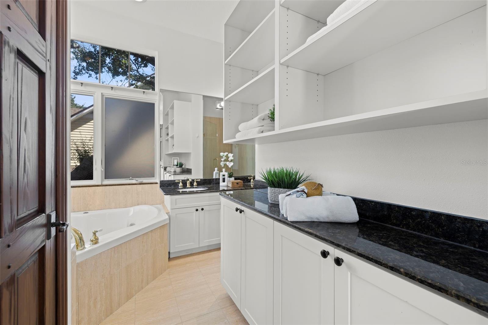 Image 62 of 91 For 7240 Dr Martin Luther King Jr Street S