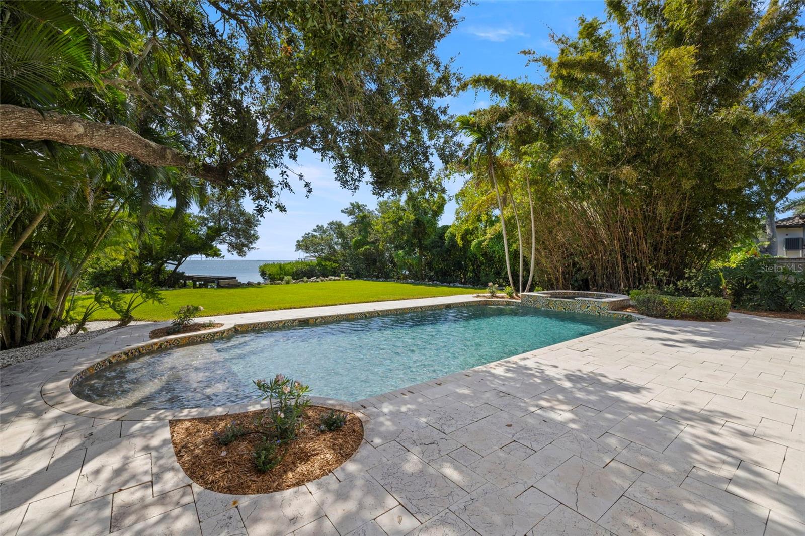 Image 70 of 91 For 7240 Dr Martin Luther King Jr Street S