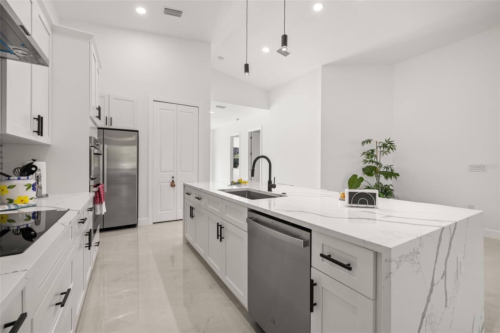 Image 16 of 45 For 2170 Barbados Avenue