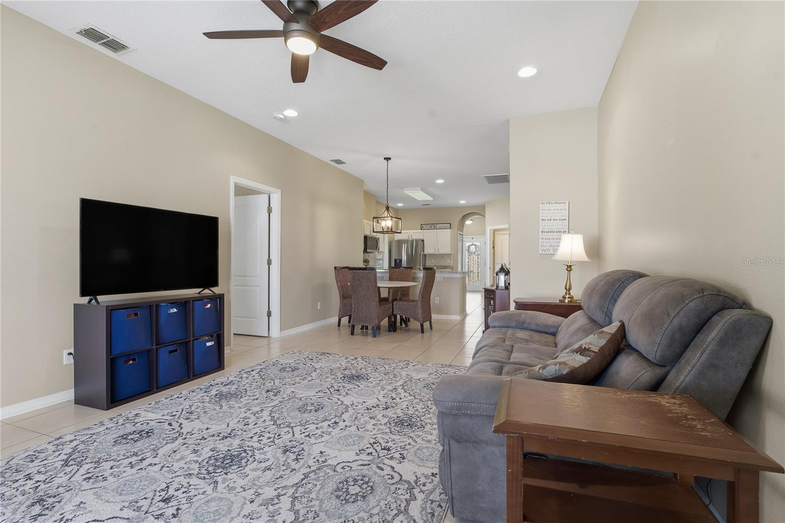 Image 13 of 54 For 30513 Latourette Drive