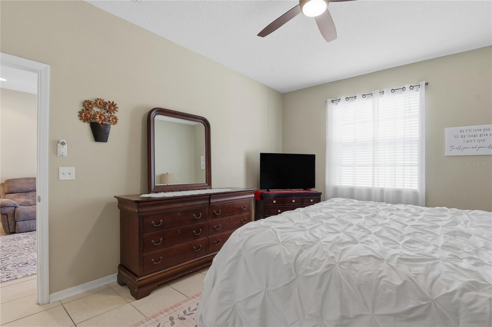 Image 15 of 54 For 30513 Latourette Drive