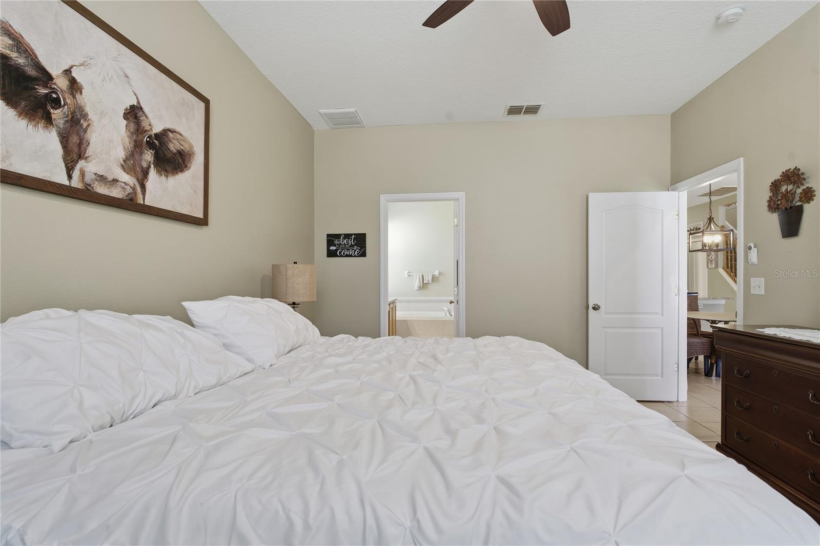 Image 16 of 54 For 30513 Latourette Drive