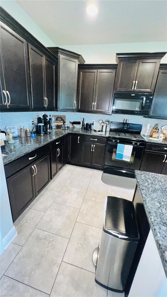 Image 10 of 28 For 1597 Caroline Path