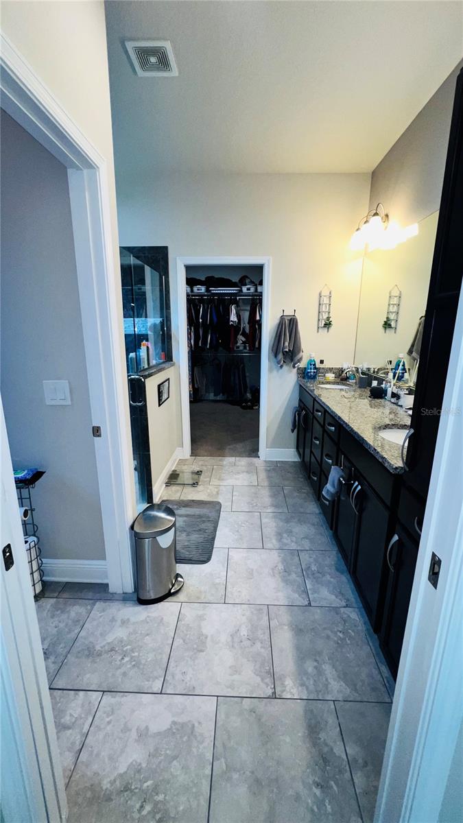 Image 19 of 28 For 1597 Caroline Path