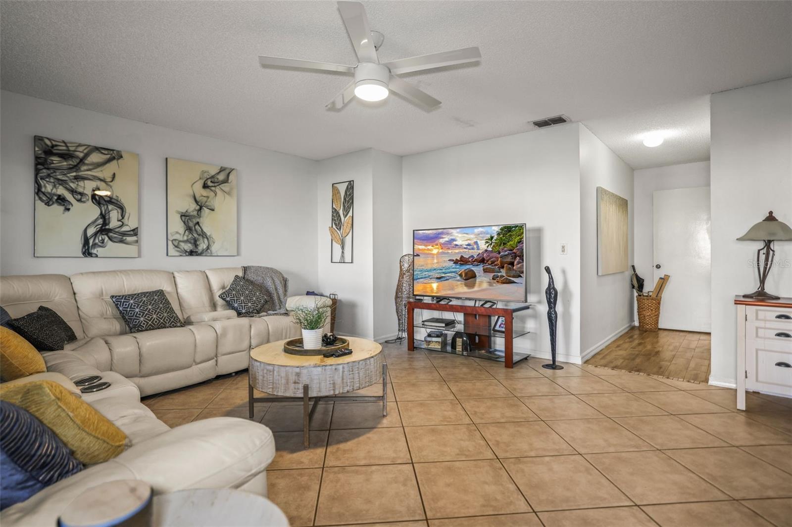 Image 12 of 81 For 2363 Hanover Drive