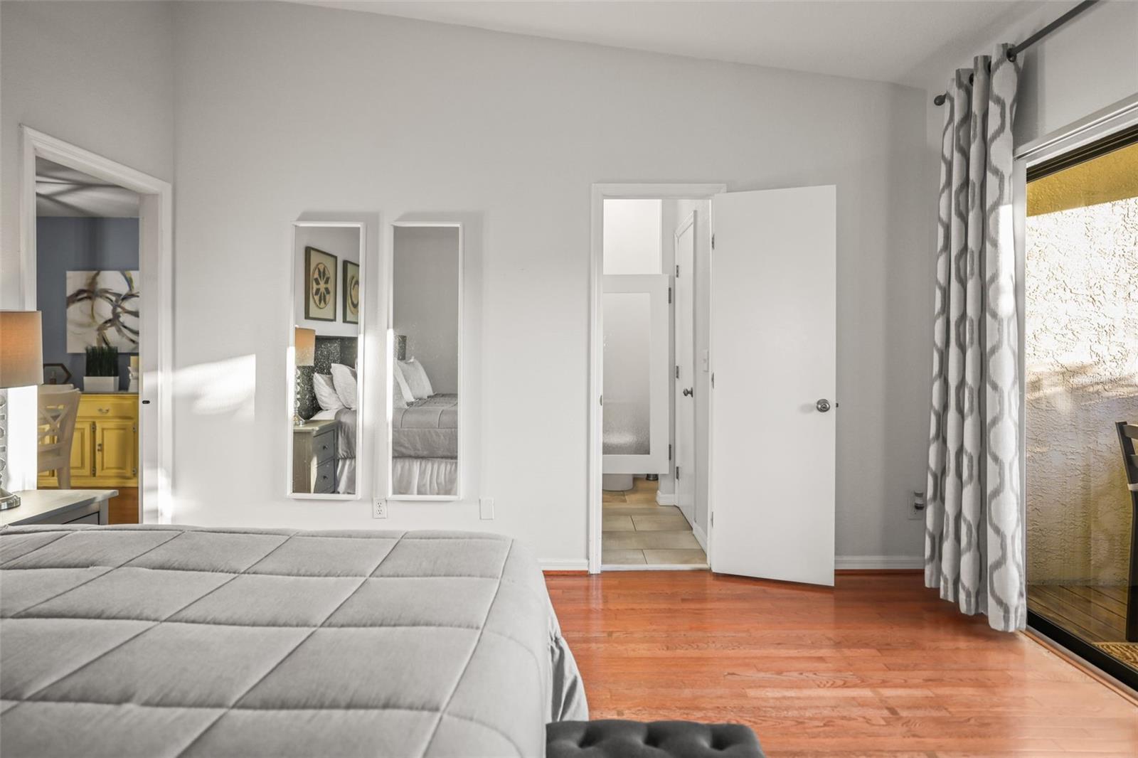 Image 16 of 81 For 2363 Hanover Drive