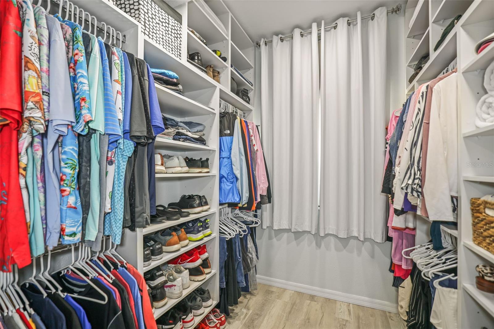 Image 20 of 81 For 2363 Hanover Drive