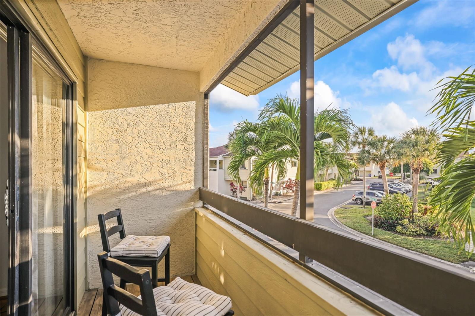 Image 40 of 81 For 2363 Hanover Drive