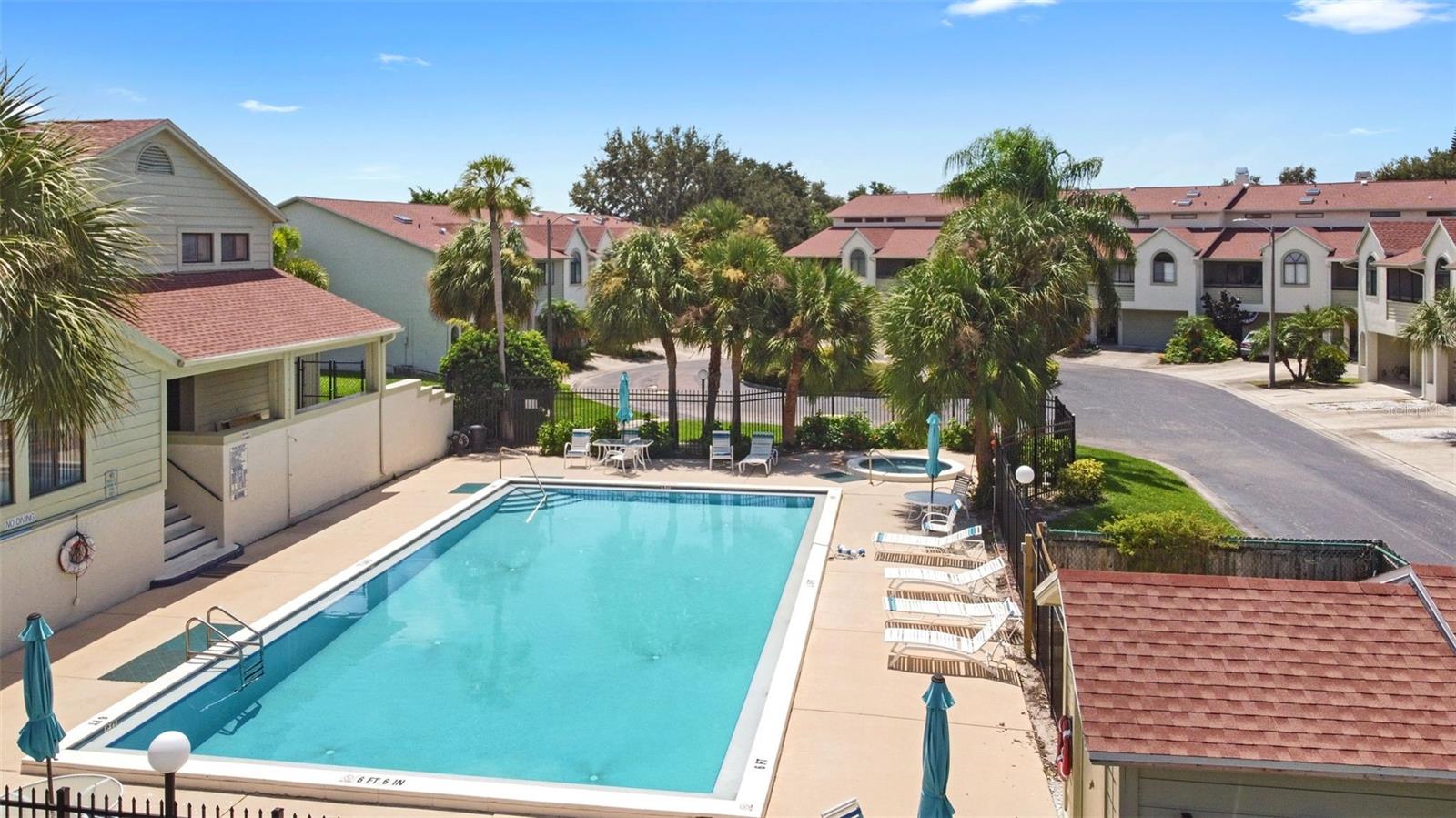 Image 70 of 81 For 2363 Hanover Drive