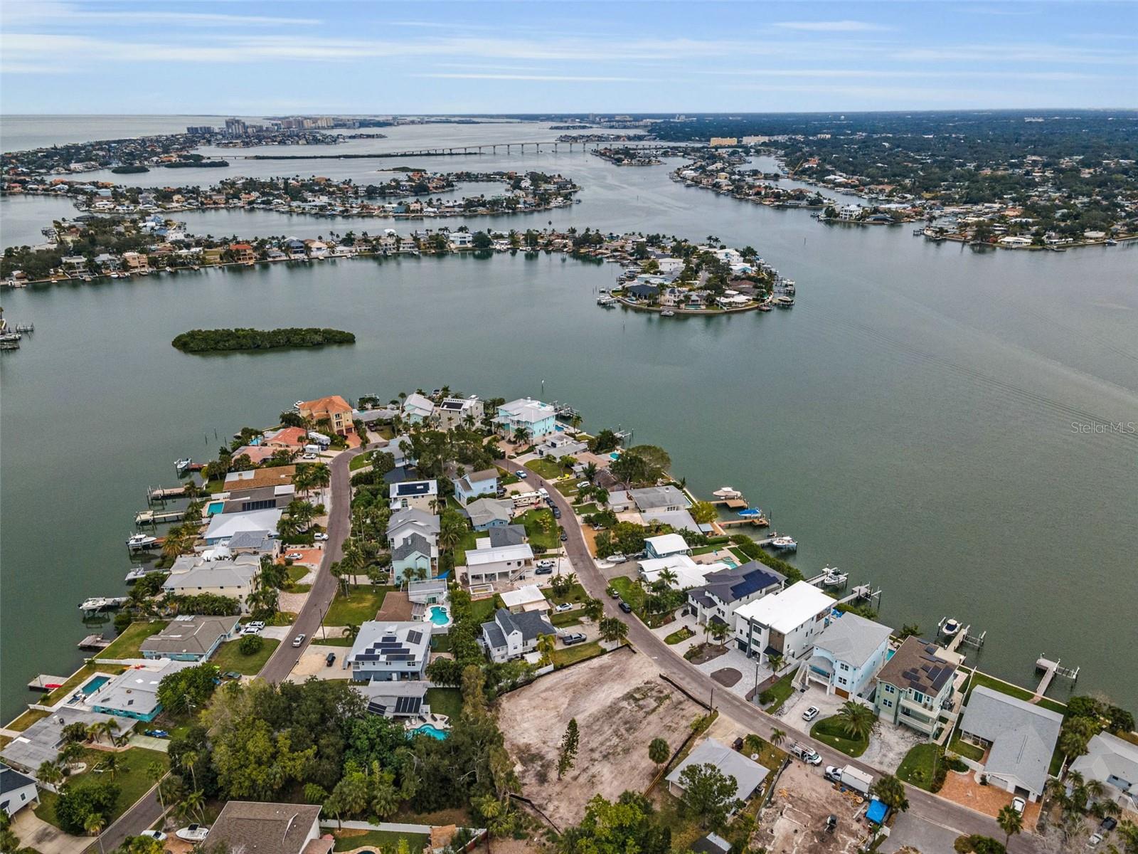 Image 7 of 9 For 370 12th Avenue