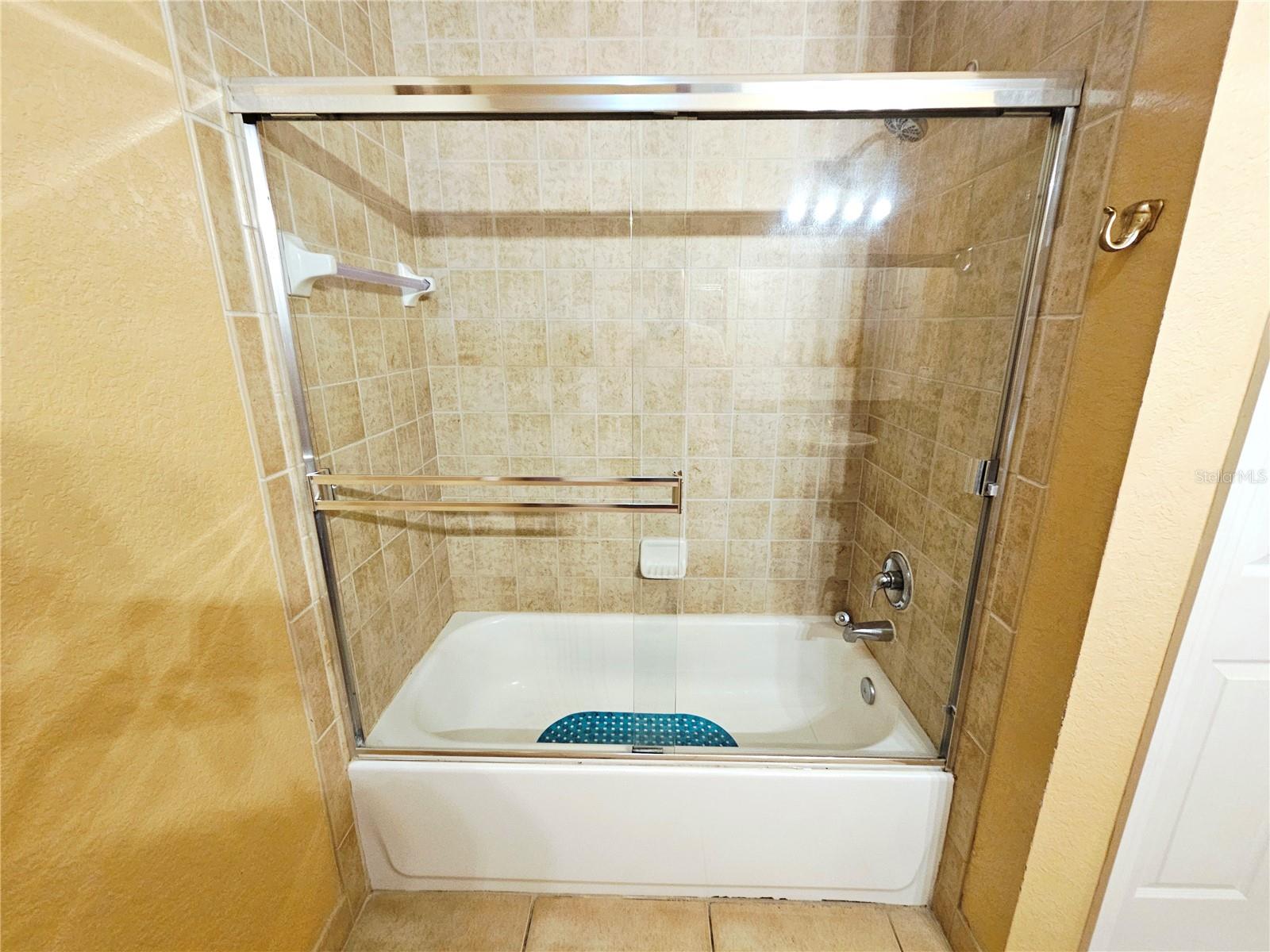 Image 17 of 52 For 8000 Tuscany Way 4207