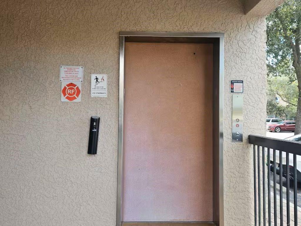 Image 25 of 52 For 8000 Tuscany Way 4207