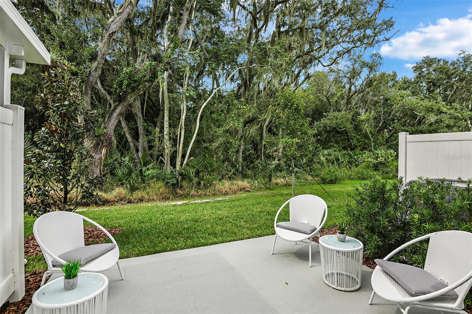 Image 14 of 26 For 11640 Glenside Terrace