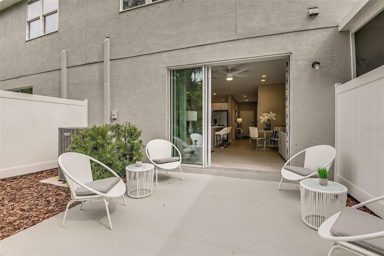 Image 15 of 26 For 11640 Glenside Terrace