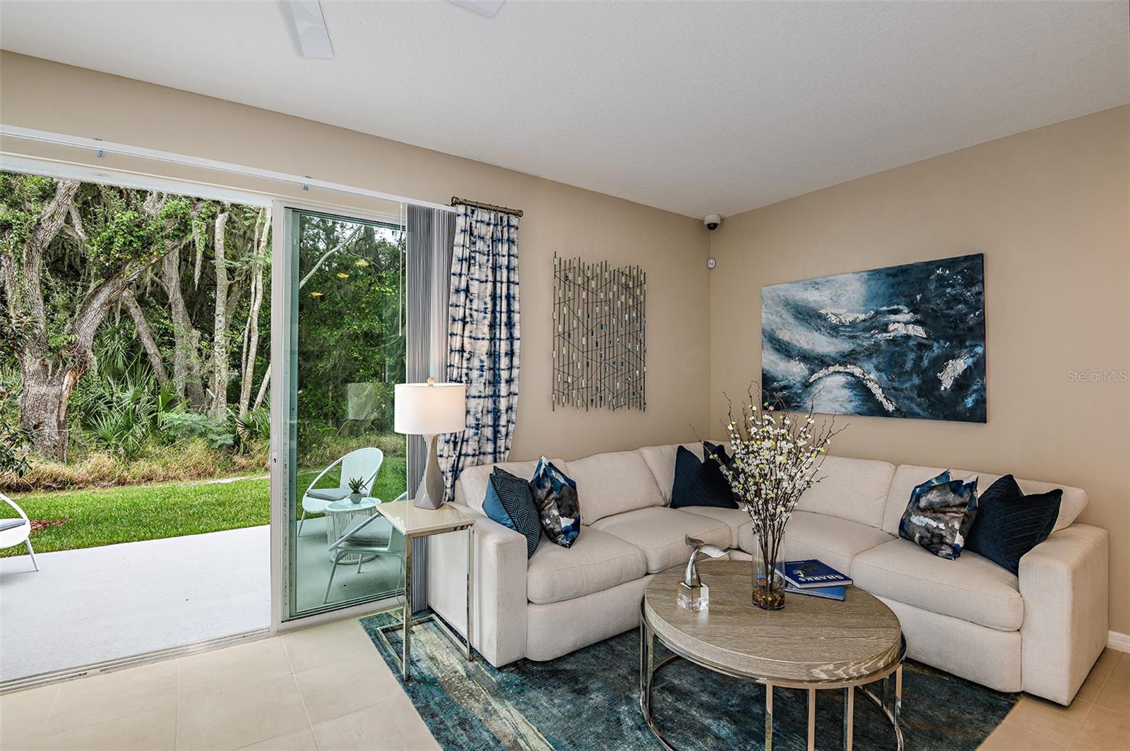 Image 16 of 26 For 11640 Glenside Terrace