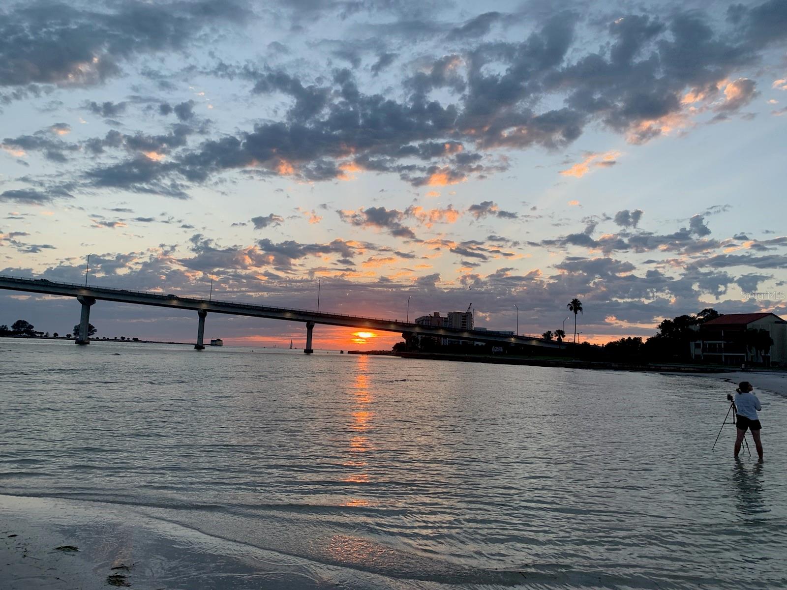 Image 23 of 25 For 800 Gulfview Boulevard 607