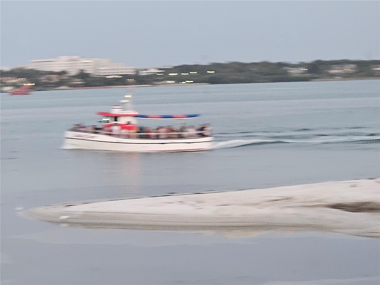 Image 24 of 25 For 800 Gulfview Boulevard 607