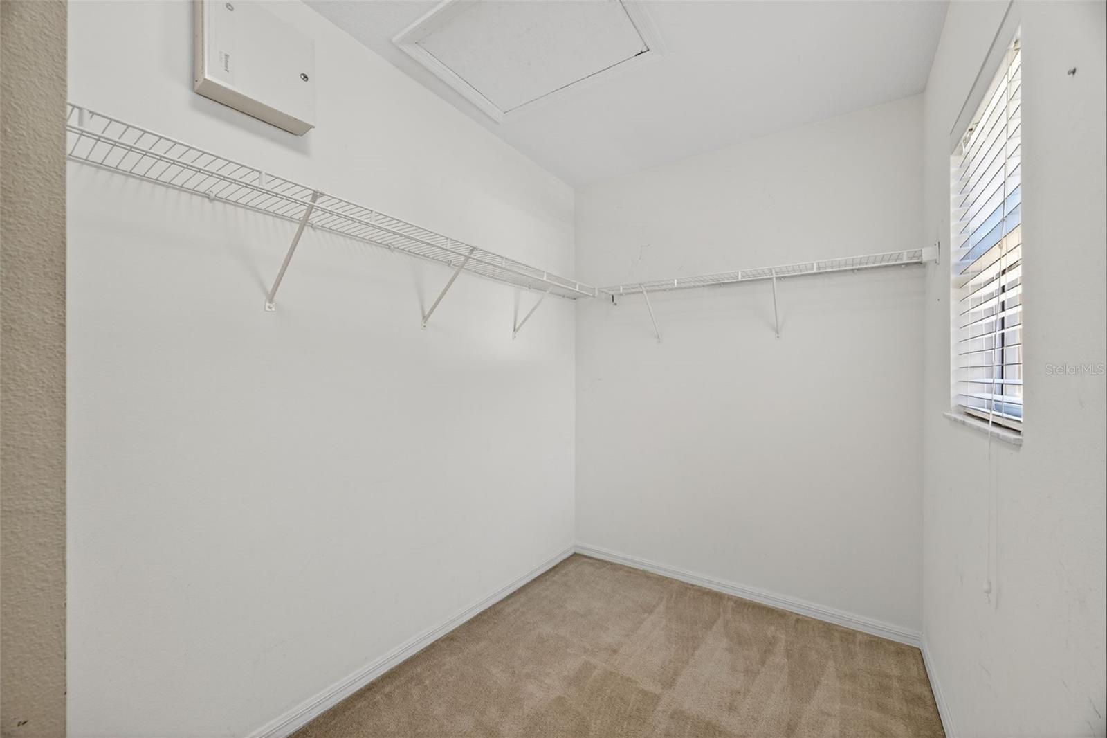 Image 16 of 55 For 6611 Gates Pointe Way