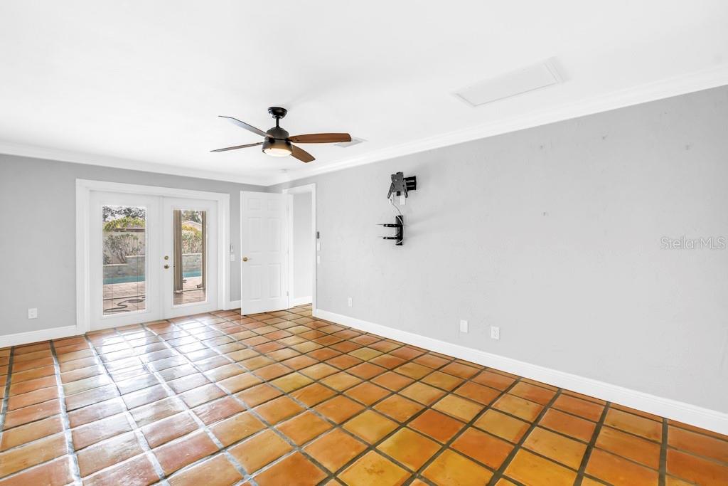 Image 19 of 35 For 11174 90th Terrace