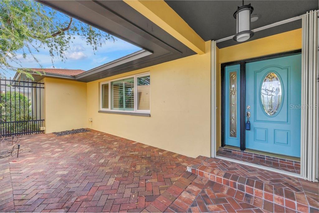 Image 3 of 35 For 11174 90th Terrace