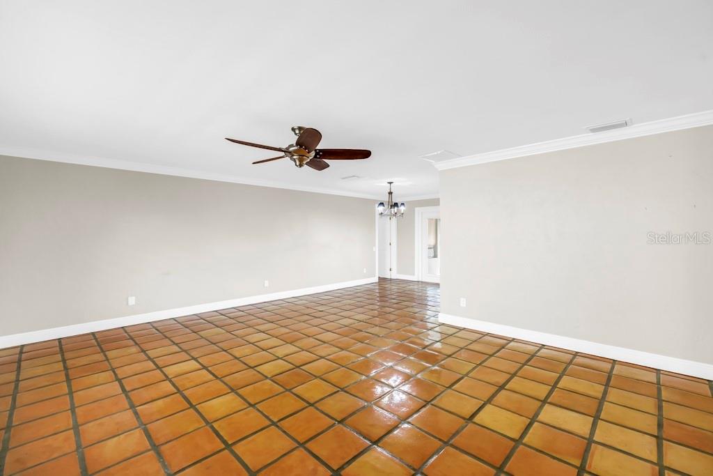 Image 6 of 35 For 11174 90th Terrace