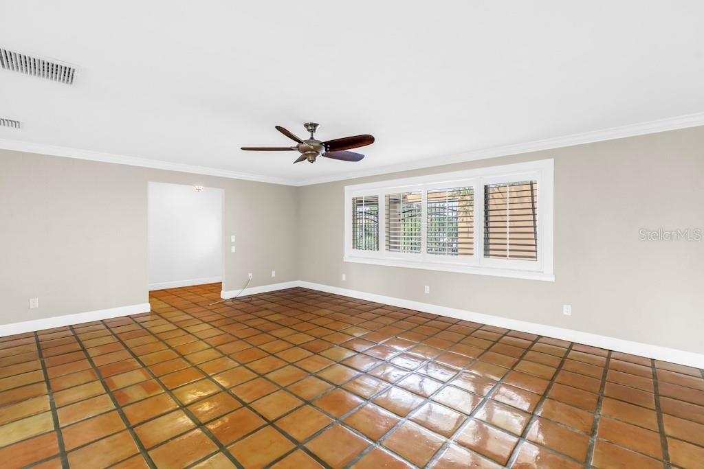 Image 7 of 35 For 11174 90th Terrace