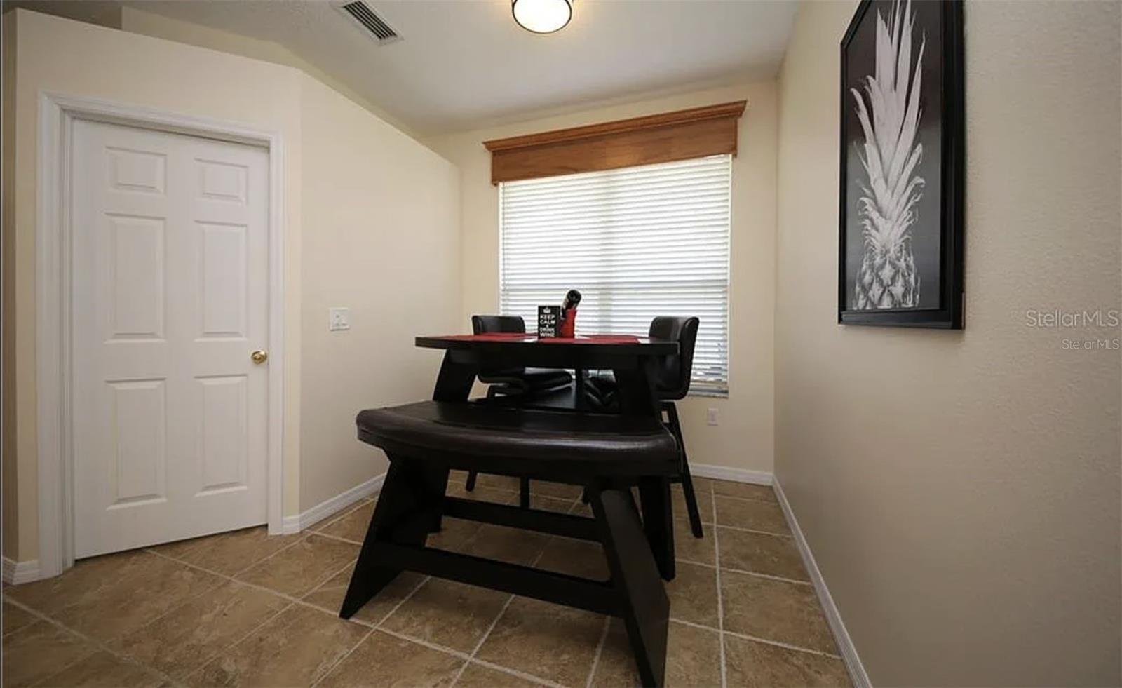 Image 7 of 27 For 5324 Cottonwood Tree Circle