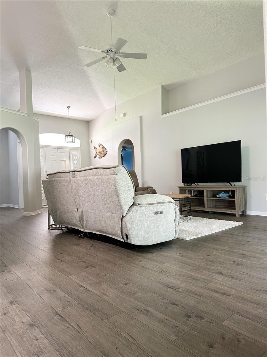 Image 7 of 34 For 33632 Wesley Road