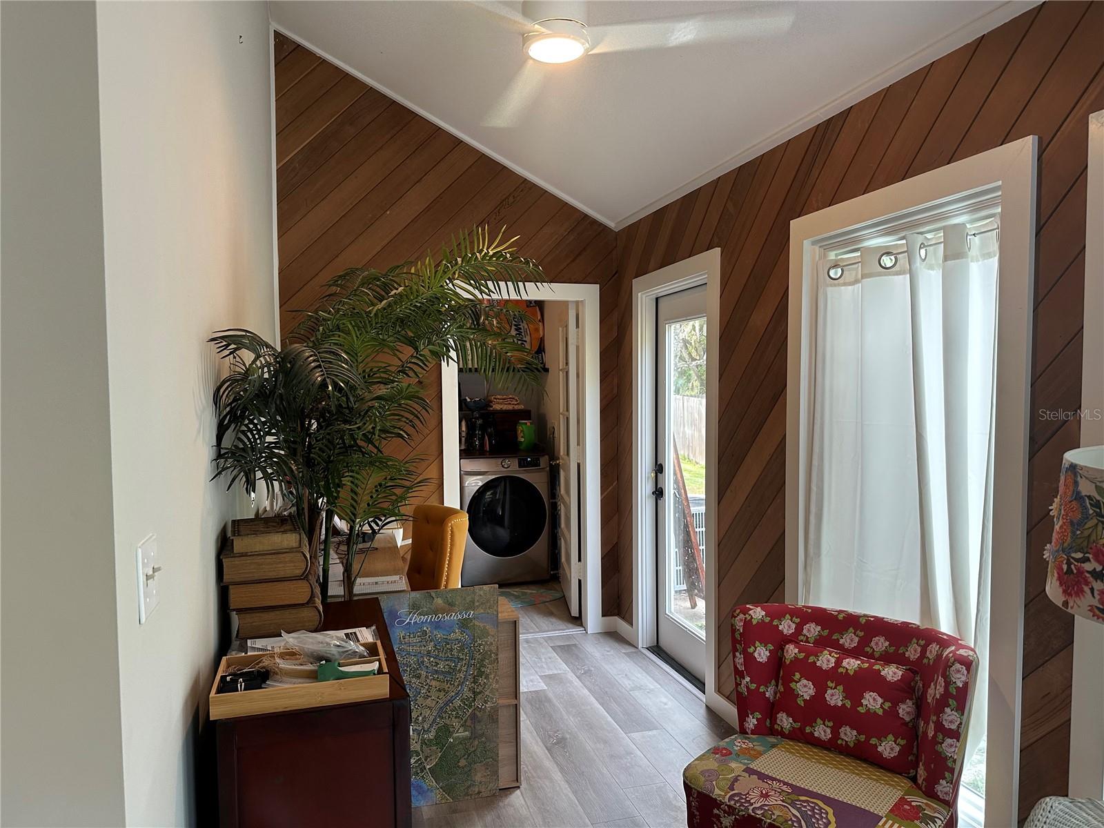 Image 16 of 59 For 9781 Halls River Road