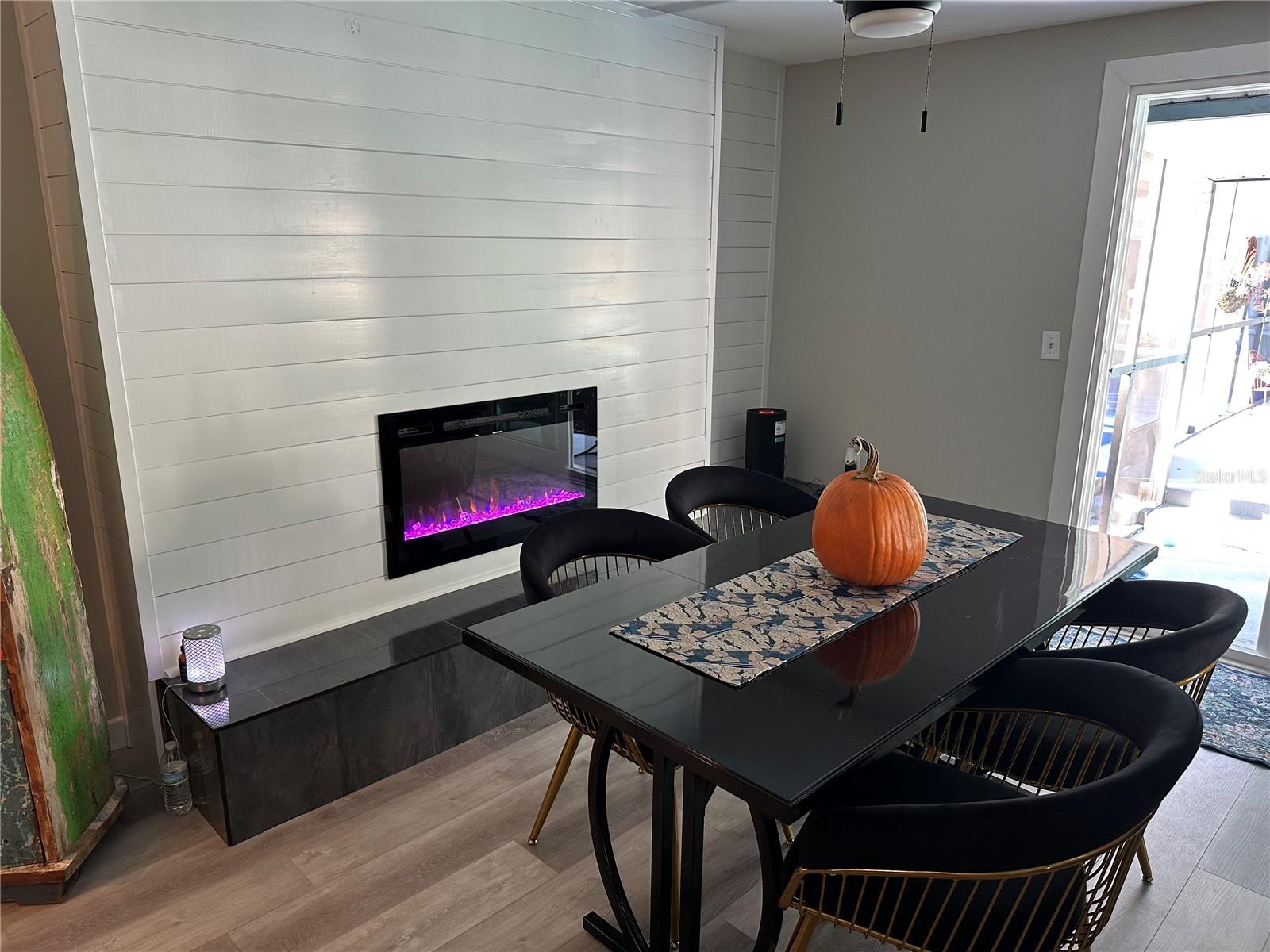 Image 18 of 59 For 9781 Halls River Road