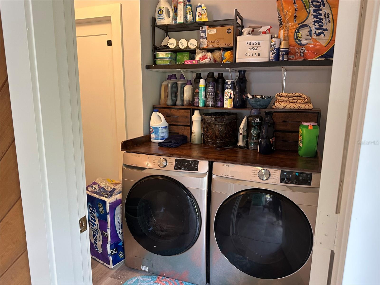 Image 23 of 59 For 9781 Halls River Road