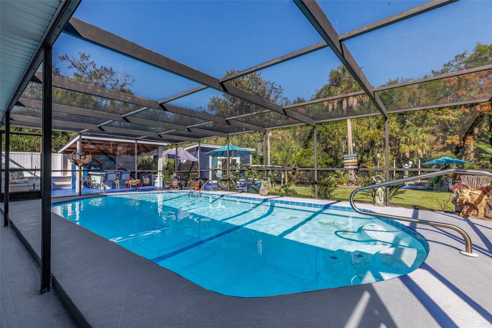 Image 30 of 59 For 9781 Halls River Road