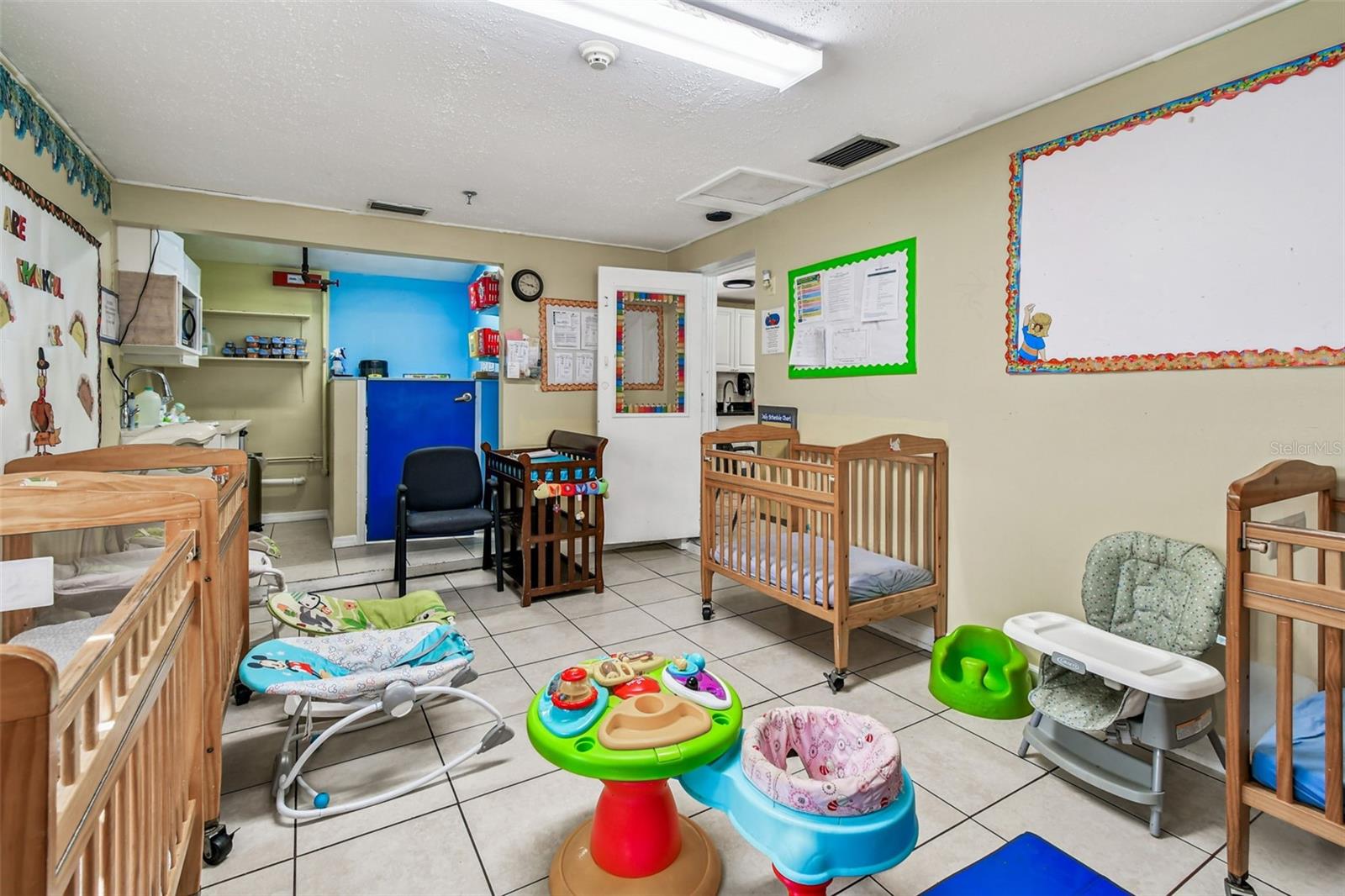 Image 17 of 74 For 9912 Myrtle Street